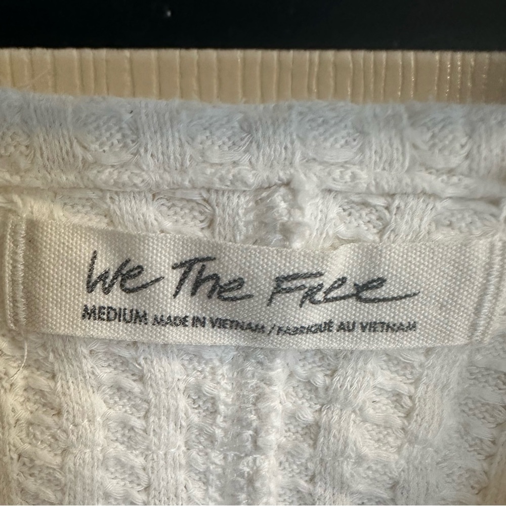 Free People We The Free White New Magic Cropped Thermal V-Neck Size M Ivory - Picture 3 of 3